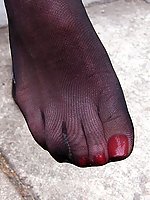 Lesbian pantyhose feet