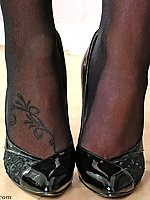 Leggy milf in heels and nylons